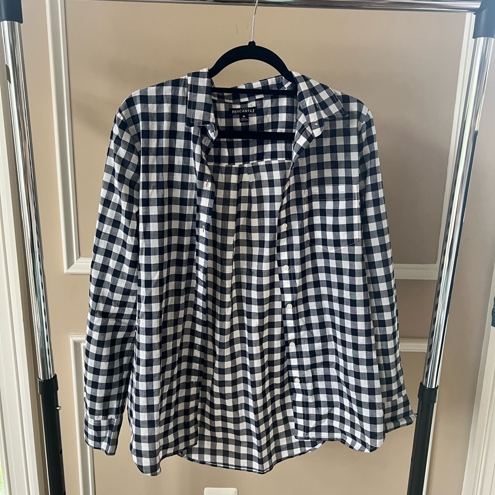 J. Crew Mercantile Button down shirt